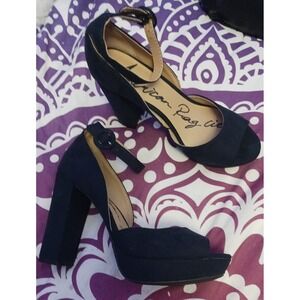 American Rag‎ Navy Suede Ankle Strap Peep Toe Chunk Heels, Size 6.5